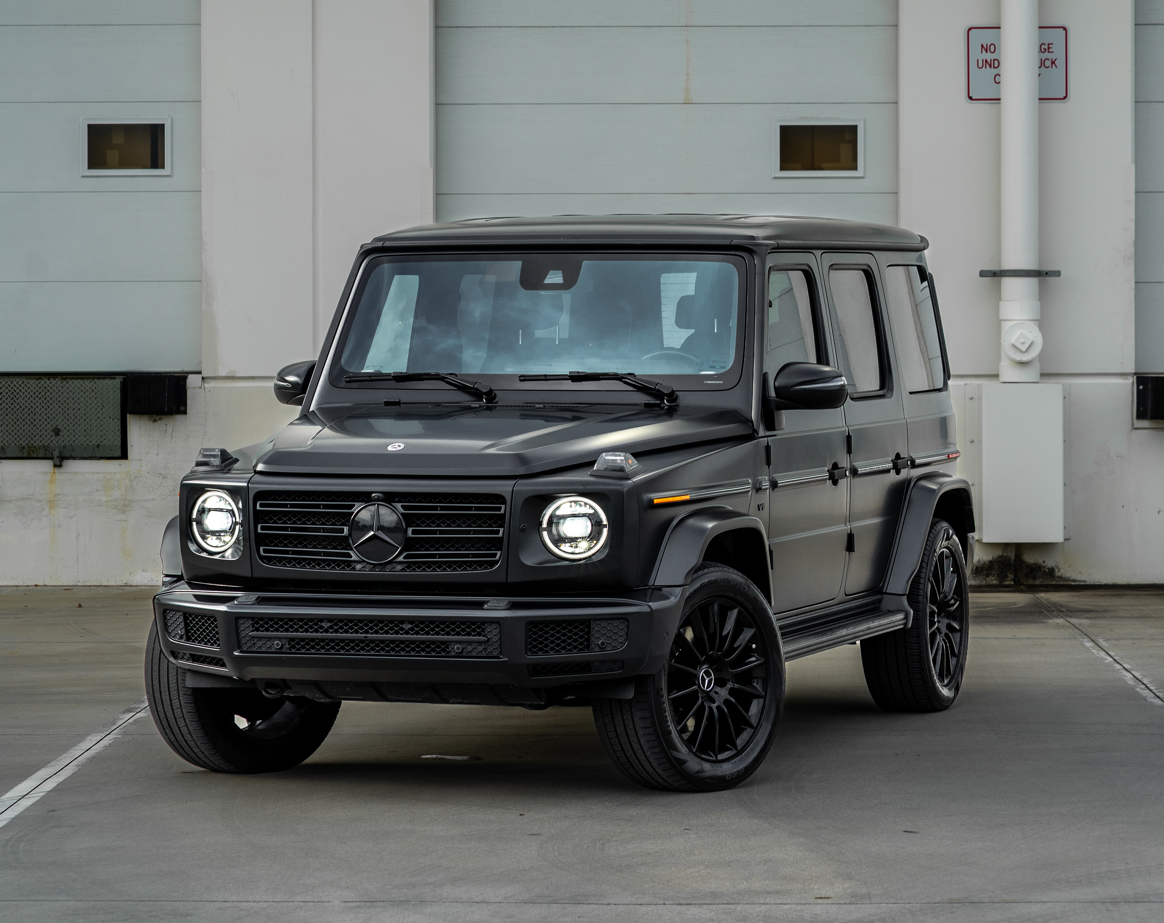 Mercedes-Benz G550